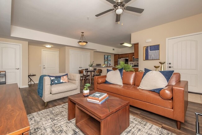 Building Photo - Vineyards at Palm Desert Apartment Homes