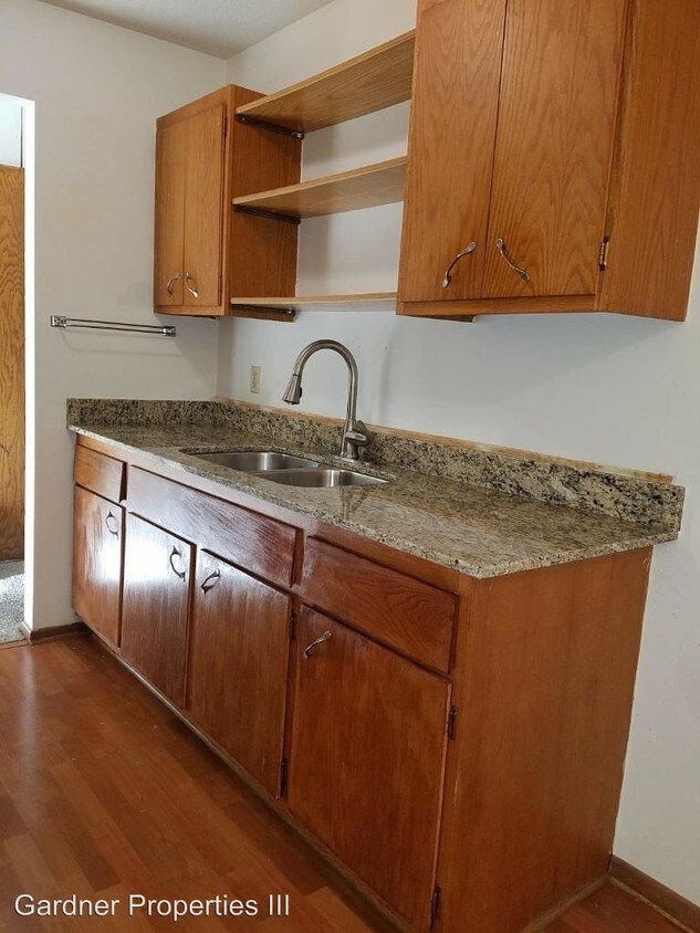 Foto principal - 4510 Rhode Island Ave N