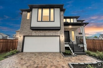 Building Photo - 1422 Shaded Rock Dr