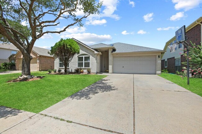 Foto del edificio - 3314 Foursome Ln