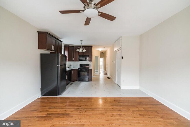 Building Photo - 420 Conarroe St