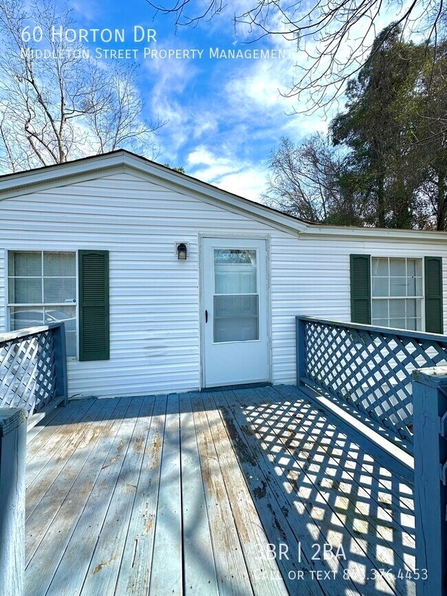 Foto del edificio - 60 Horton Rd