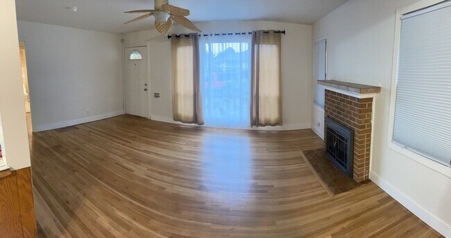 Building Photo - 5641 Velma Way