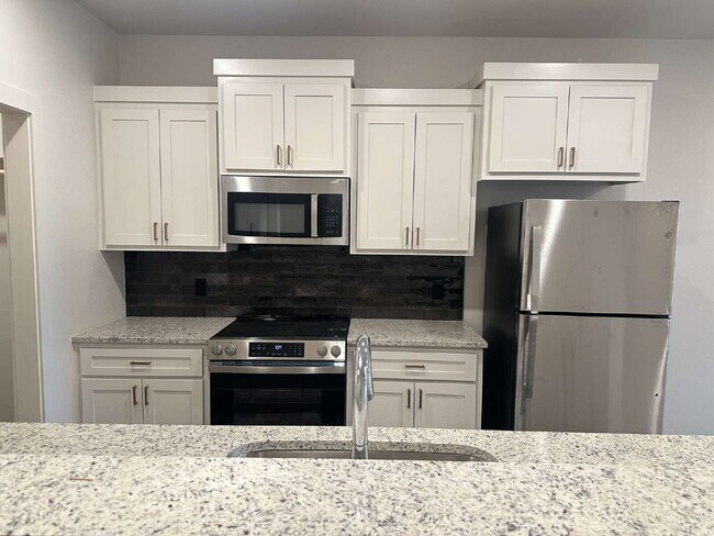 Foto del edificio - Brand new townhomes in Frenship ISD!