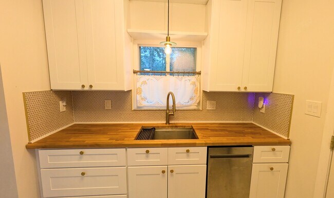 Foto del edificio - 5014 NW 29th St