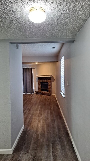 Building Photo - 2107 Highridge Dr