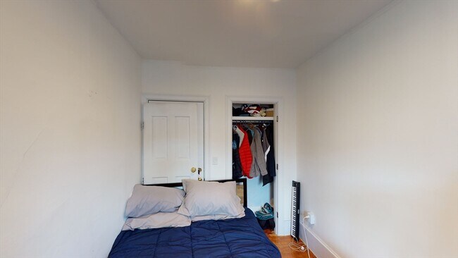 *Pictures are representative samples of the advertised unit. In some cases, the actual units you tou - 5 Brimmer St