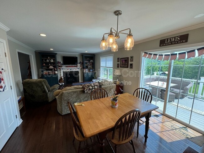 Building Photo - 26 Northview Dr