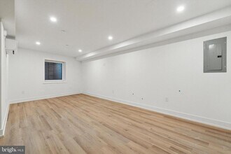 Building Photo - 808 N 3rd St