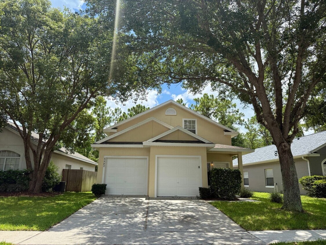 Foto principal - Nice 4/2 Two-Story Home in Seminole County...