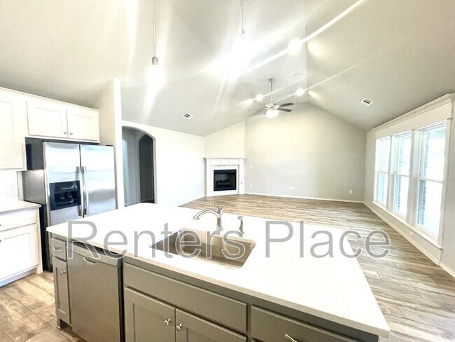 Foto del edificio - 1402 E New Orleans Pl