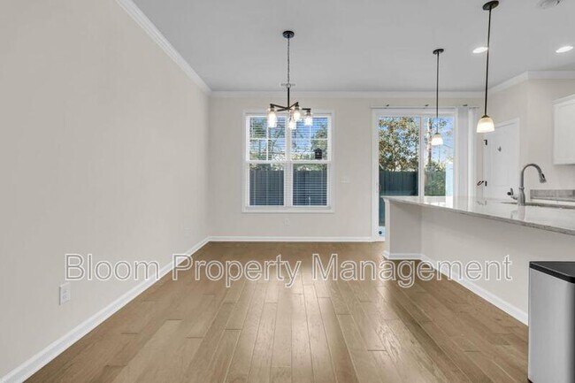 Foto del edificio - 1660 Bridwell Ln