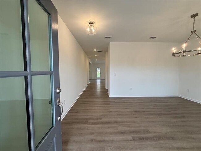 Building Photo - 5449 Hargrove Way