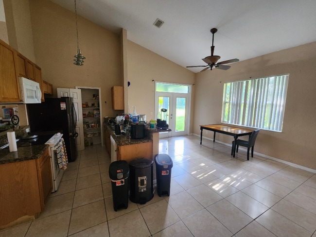 Foto del edificio - 442 SE 36th Terrace