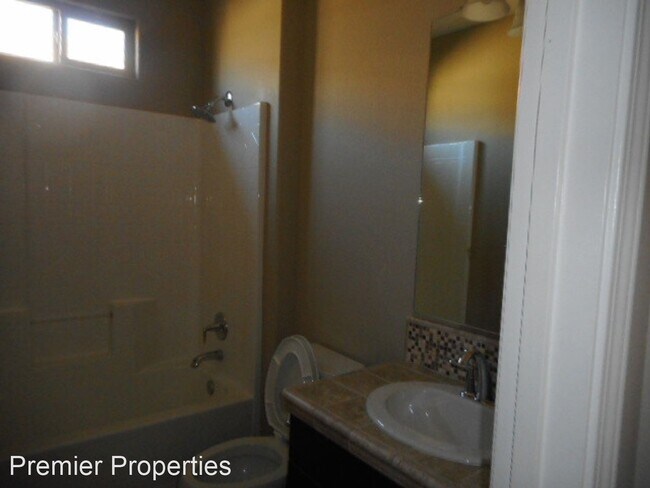 Building Photo - 2 br, 2 bath House - 10920 N Braden Way