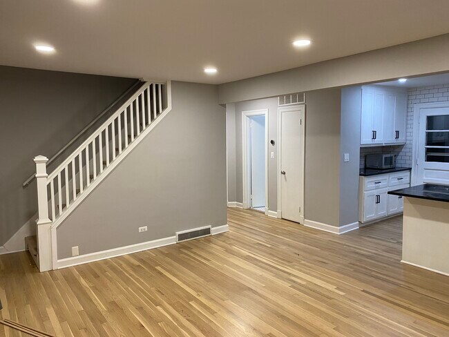 Building Photo - 1114 Forest Hills Ave