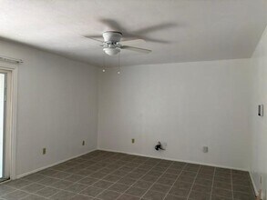 Building Photo - 14667 Lourdes Dr
