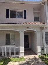 Building Photo - 2612 SW 82nd Ave