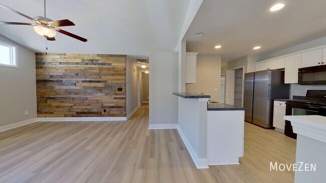 Building Photo - 2419 Red Maple Cir