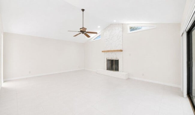 Photo - 5055 NW 89TH Way House