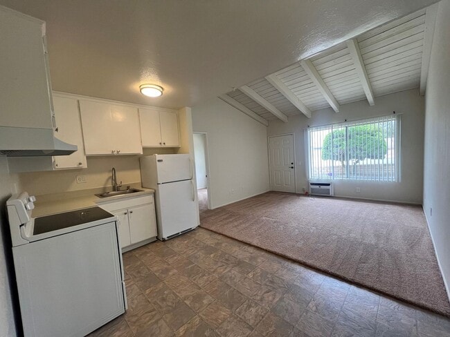 Interior Photo - 7781 Archibald Ave