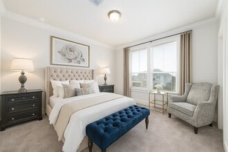 Building Photo - 32018 Crested Knl Ct