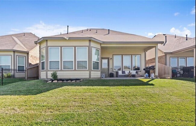 Foto del edificio - 24814 Scarlatti Cantata Dr