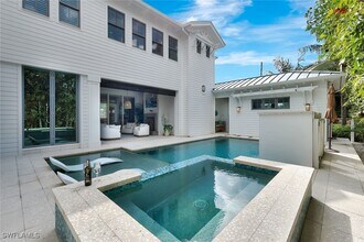 Building Photo - 160 Broad Ave S