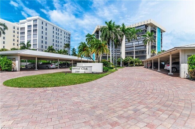 Building Photo - 3399 Gulf Shore Blvd N