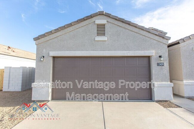 Building Photo - 2429 E San Borja Trail