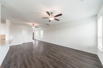 Building Photo - 26047 Steele Flower Dr