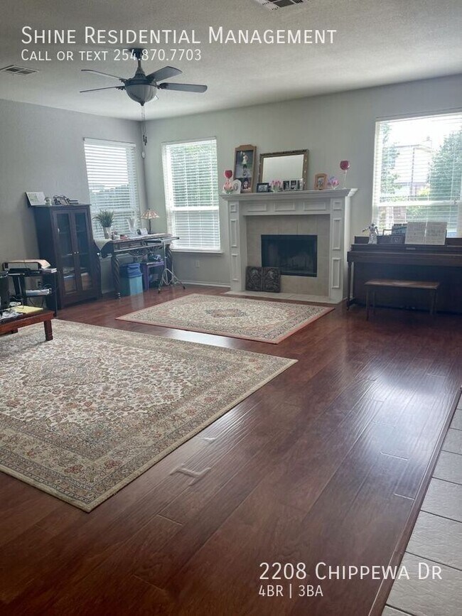 Foto del edificio - 2208 Chippewa Dr