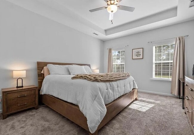 Building Photo - 6232 Cadence Dr