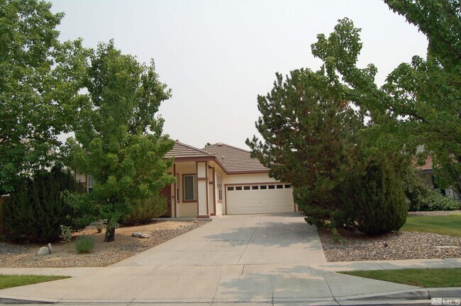 Building Photo - 7484 Lorna Ln