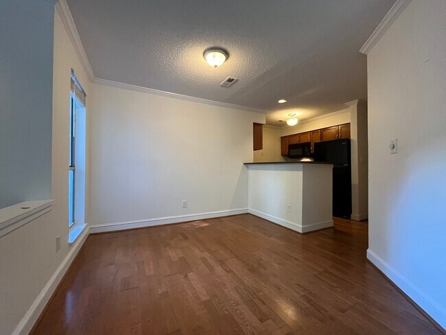 Foto del edificio - 2516 Cranbrook Ln