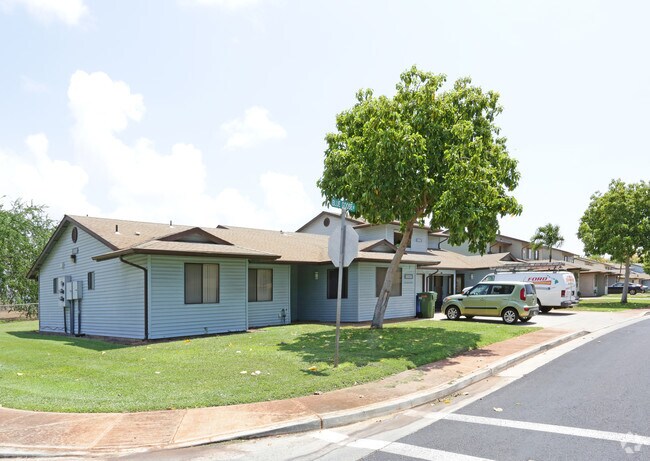 Building Photo - 5016 Shark Pl