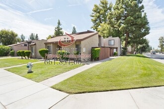 Building Photo - 2101 Pinon Springs Cir