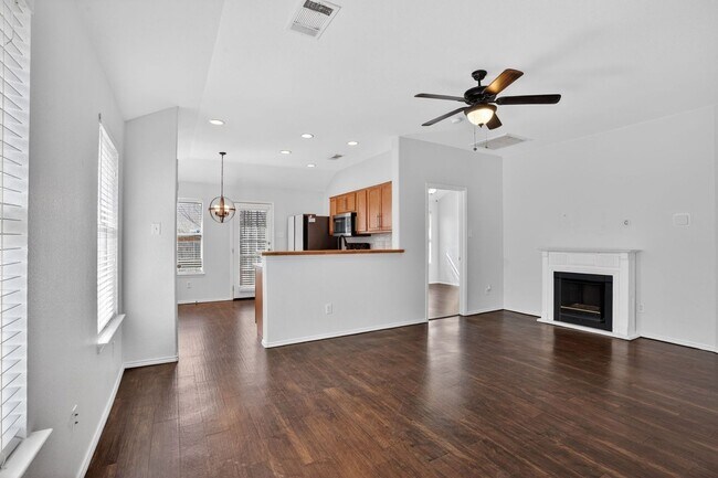 Foto del edificio - 1942 Courtside Dr