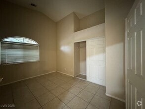 Building Photo - 509 1st Light St