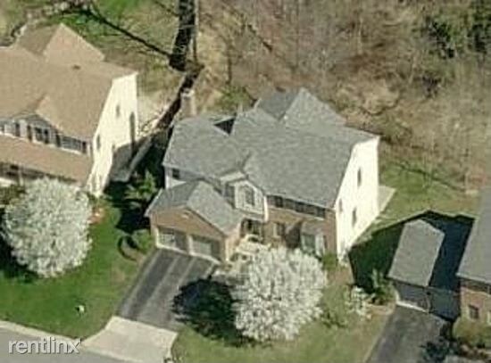 Foto principal - 5 br, 3.5 bath House - 11705 Heartwood Drive