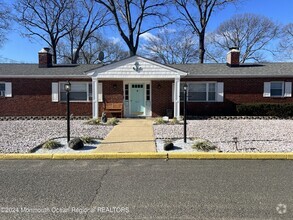 Building Photo - 821 Burnt Tavern Rd