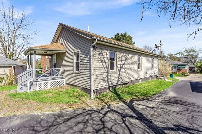 Building Photo - 5656 Lafayette Ave