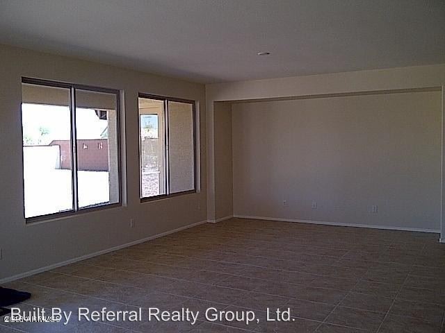 Foto del edificio - 2 br, 2.5 bath House - 5439 N Globe Dr