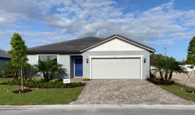 Primary Photo - 2931 Hibiscus Ave