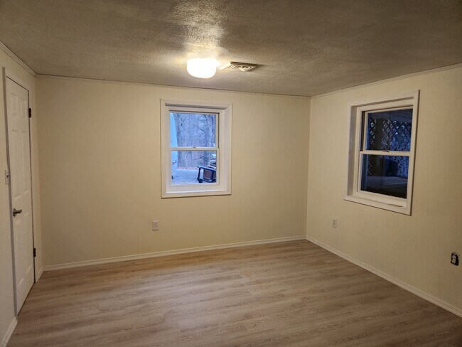 Rincón de cama - 1167 El Paso Ct