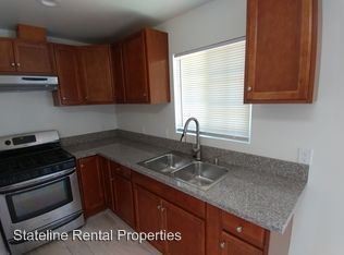 Foto del edificio - 9734 La Tuna Canyon Rd