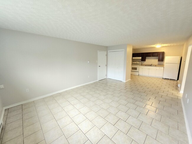 Building Photo - 2 Arena Ln