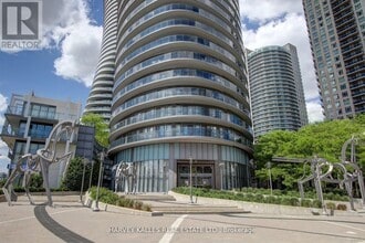 Building Photo - 60 Absolute Ave