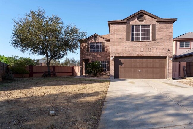 Building Photo - 2122 Mallorca Dr