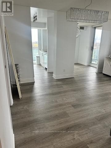 Building Photo - 310 Red Maple Rd